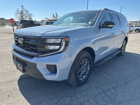 New 2026 Ford Expedition Max Active AWD/4WD image 3