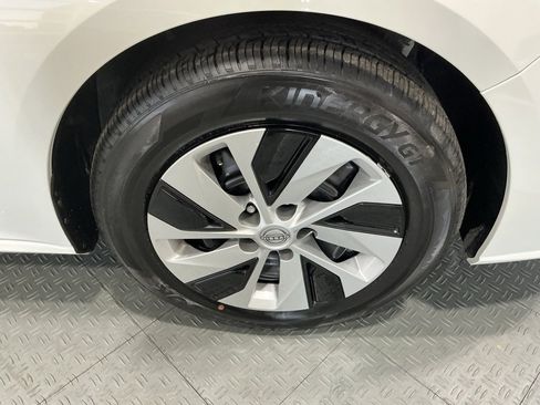 Used 2025 Nissan Altima 2.5 S image 26