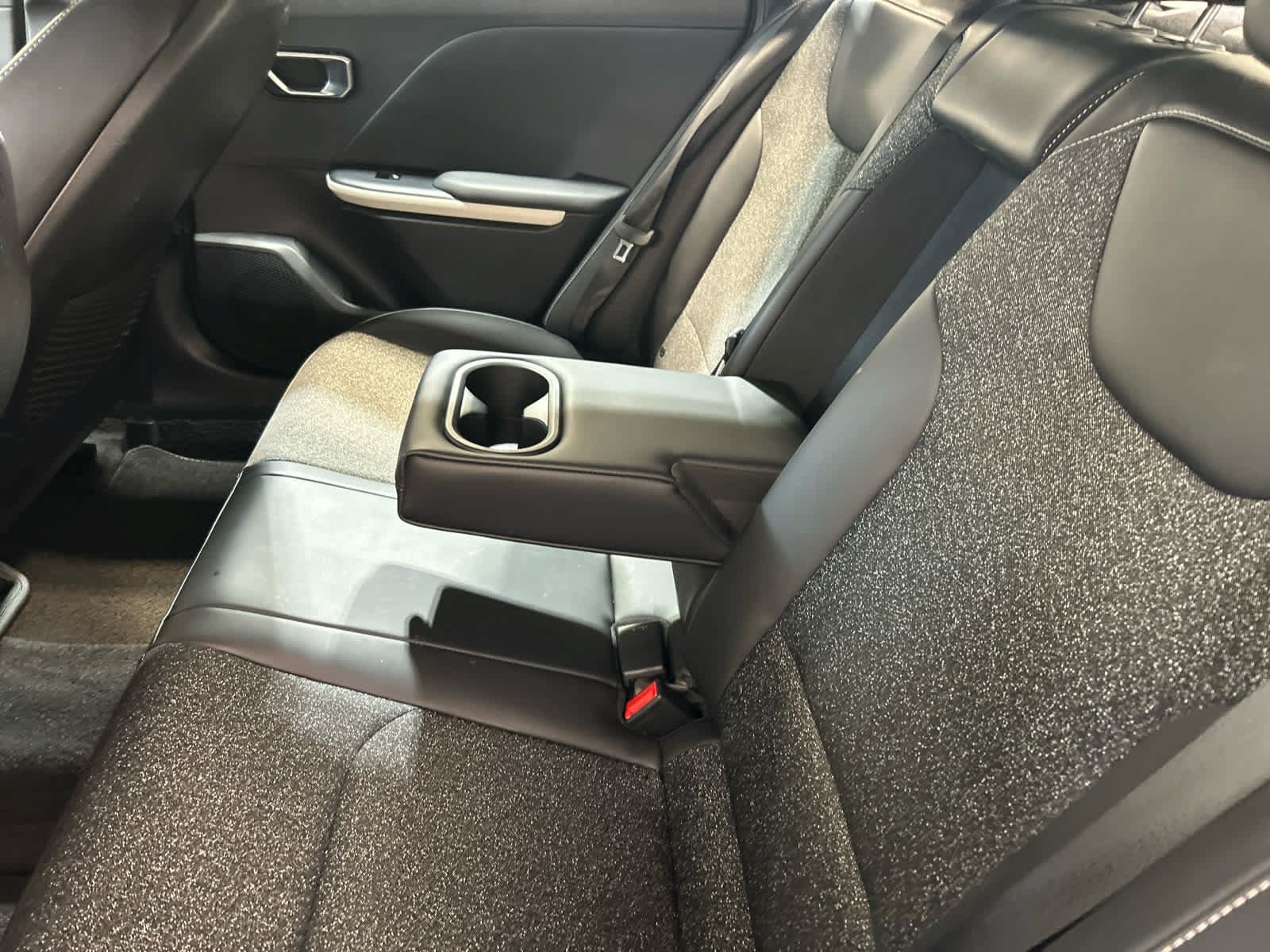 Used 2025 Kia K4 GT-Line w/ GT-Line Sunroof Package FWD image 5
