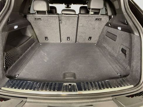 Certified 2024 Porsche Cayenne AWD/4WD image 27