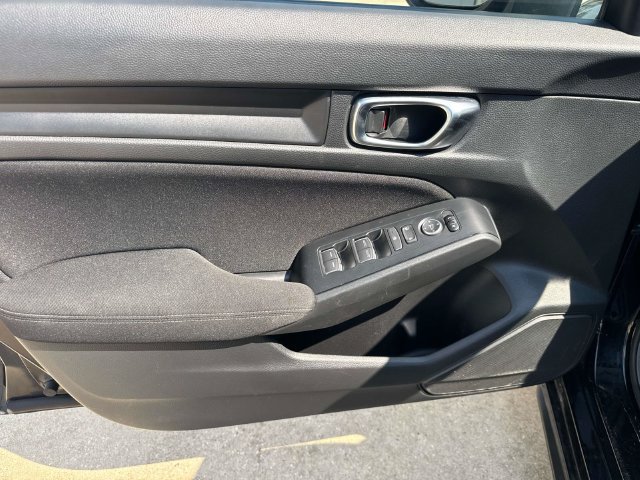 Used 2025 Honda Civic Sport image 22