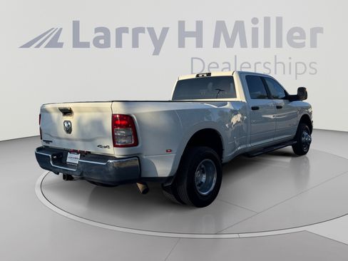 Used 2023 RAM 3500 Big Horn w/ Level 1 Equipment Group AWD/4WD image 5