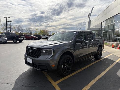 New 2026 Ford Maverick Lariat AWD/4WD image 3