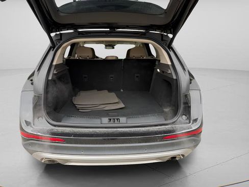 Used 2021 Lincoln Corsair AWD w/ Premium Package image 11