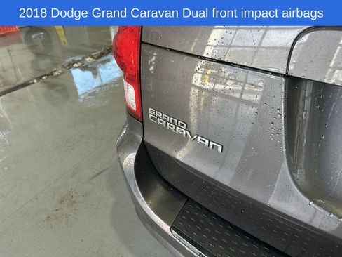 Used 2018 Dodge Grand Caravan SE image 17