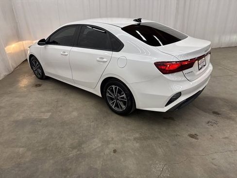 Used 2023 Kia Forte LXS w/ LXS Technology Package image 22