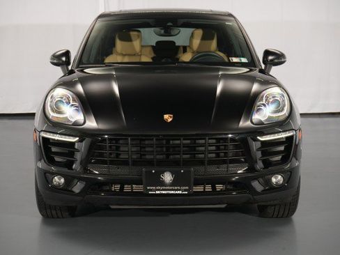 Used 2018 Porsche Macan AWD/4WD image 5