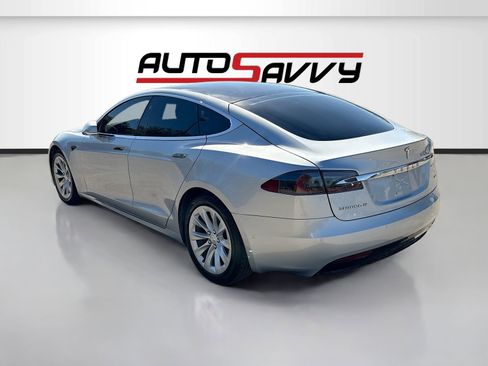 Used 2018 Tesla Model S 75D image 5