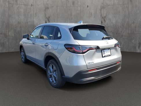 New 2026 Honda HR-V LX image 4