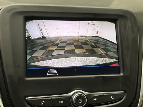 Used 2020 Chevrolet Equinox LT image 5