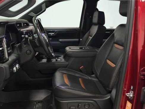 Used 2022 GMC Sierra 1500 AT4 w/ AT4 Premium Package image 12