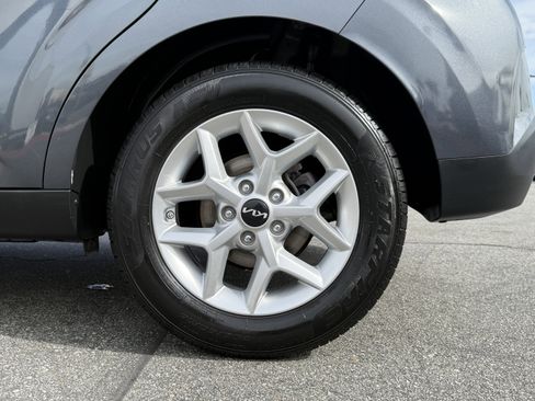 Used 2023 Kia Soul LX w/ Option Group 015 image 11