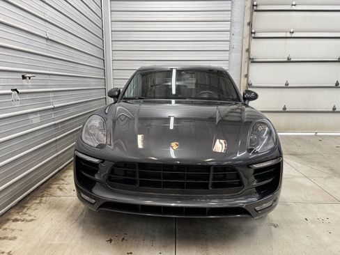 Used 2018 Porsche Macan GTS image 2