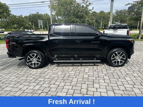 Used 2023 Chevrolet Colorado Z71 w/ Z71 Convenience Package 2 AWD/4WD image 14