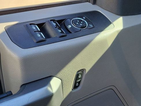 Used 2022 Ford F250 XLT image 22