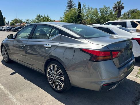 Used 2023 Nissan Altima 2.5 SL FWD image 5