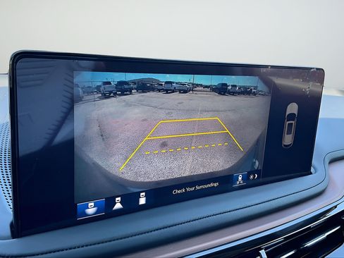 Used 2025 Acura MDX FWD w/ Technology Package image 13