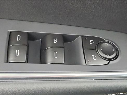 New 2026 GMC Acadia Elevation FWD image 23