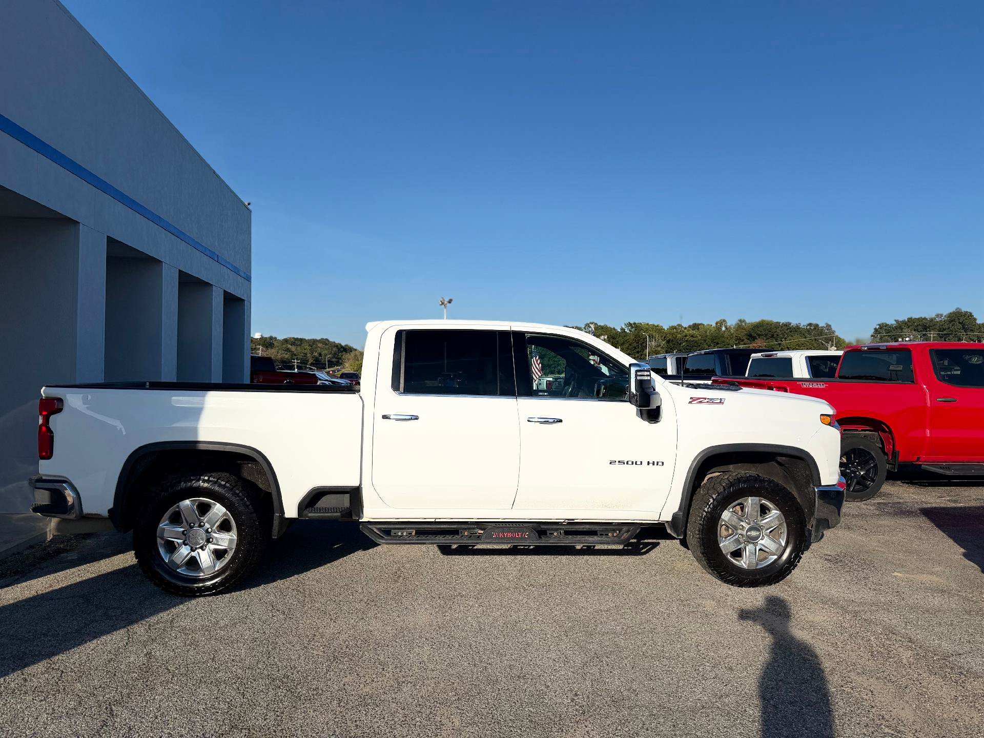 Used 2020 Chevrolet Silverado 2500 LTZ AWD/4WD image 3