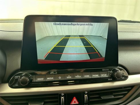 Used 2021 Kia Forte LXS image 15