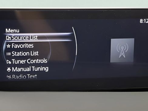 Used 2024 MAZDA MAZDA3 s image 27