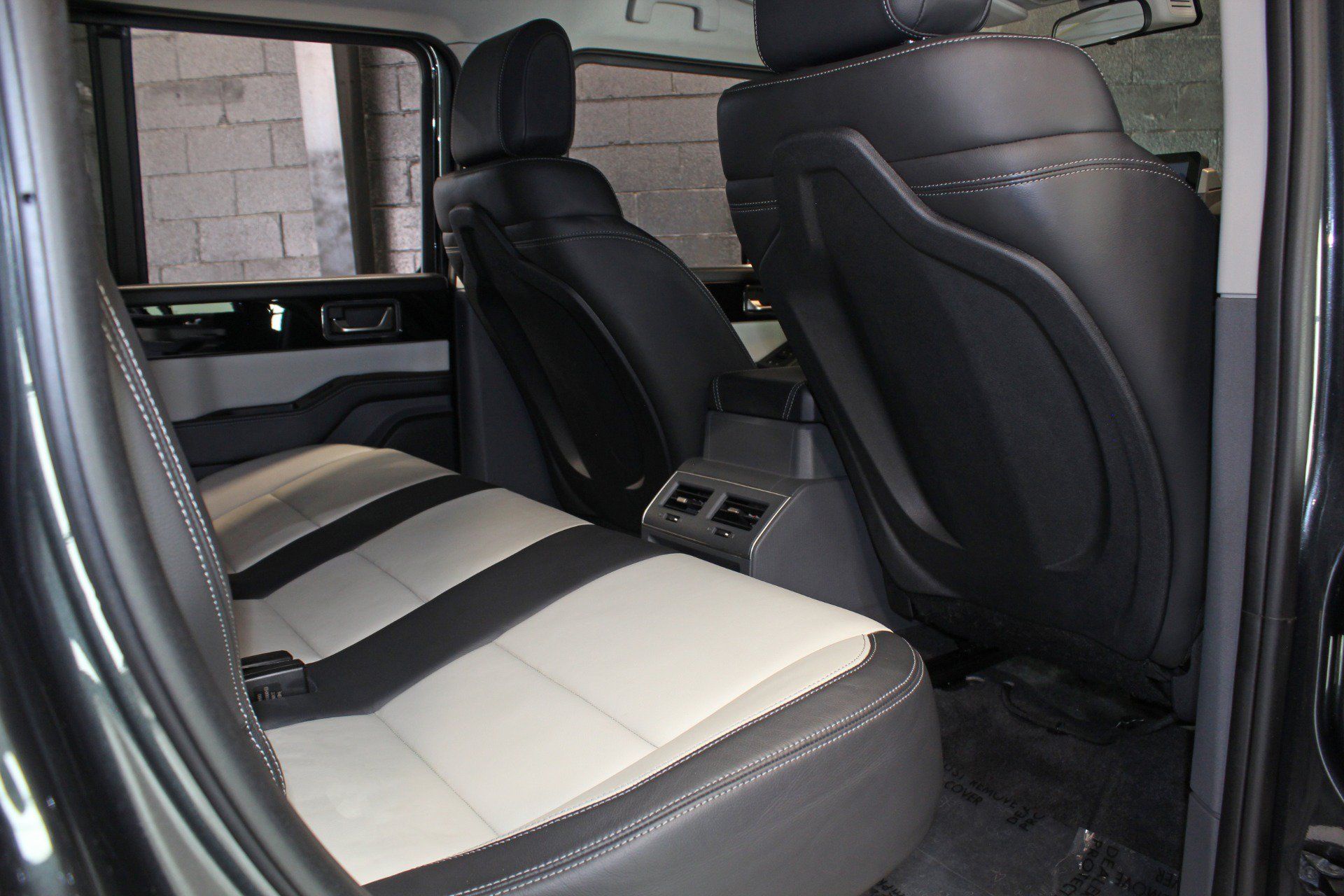 Used 2024 INEOS Grenadier Station Wagon AWD/4WD image 47