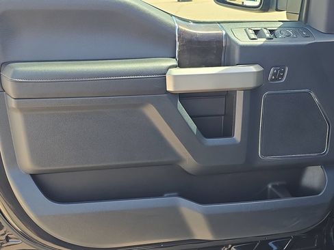 Used 2022 Ford F250 Lariat AWD/4WD image 27