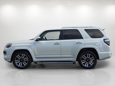 Used 2018 Toyota 4Runner Limited image 8