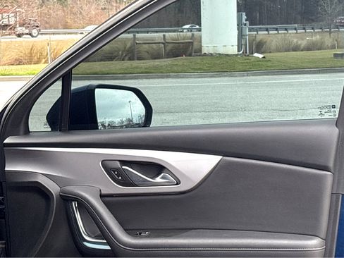 Used 2022 Chevrolet Blazer LT image 13