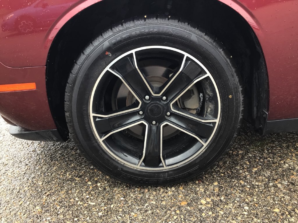 Used 2019 Dodge Challenger SXT RWD image 25