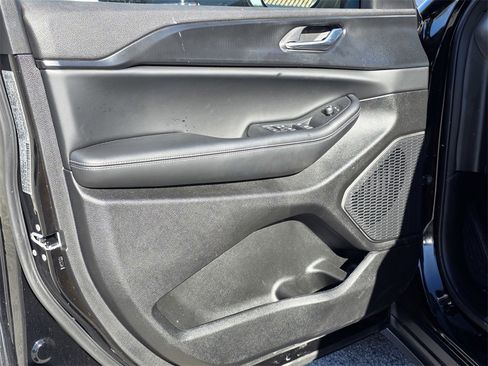 New 2025 Jeep Grand Cherokee L Laredo image 8