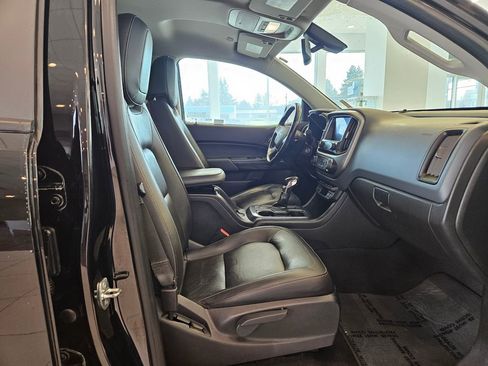 Used 2022 Chevrolet Colorado Z71 AWD/4WD image 24