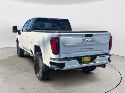 Used 2024 GMC Sierra 3500 Denali w/ Denali Reserve Package AWD/4WD image 7