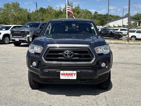 Used 2022 Toyota Tacoma SR5 image 2