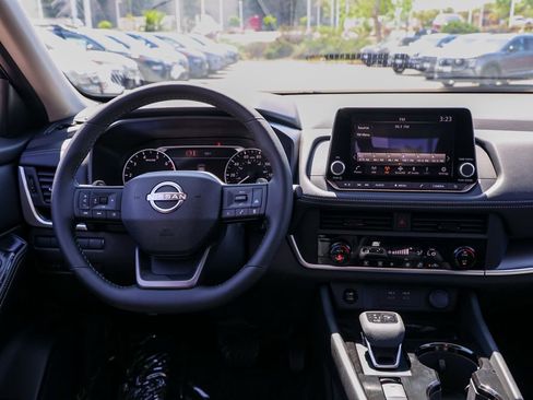 New 2026 Nissan Rogue SV image 22