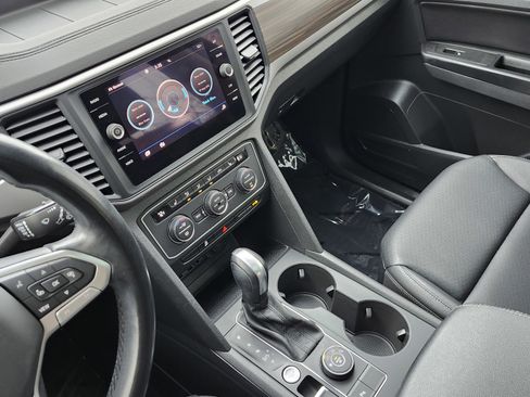 Used 2021 Volkswagen Atlas SE w/ Panoramic Sunroof Package image 31