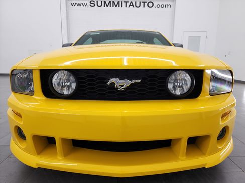 Used 2005 Ford Mustang GT image 20