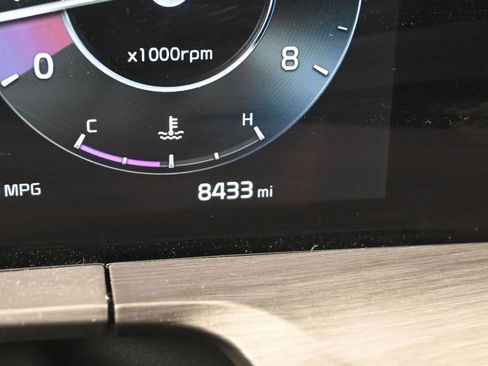 Certified 2025 Kia Telluride SX Prestige X-Line AWD/4WD image 16