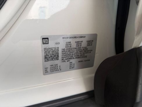 Used 2025 Buick Encore GX Preferred FWD image 27