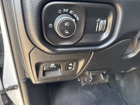 Used 2021 RAM 1500 Lone Star image 31