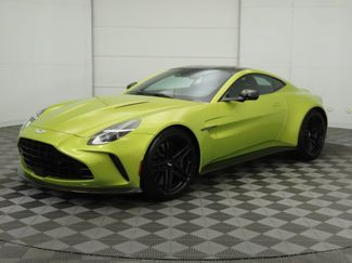 Used 2025 Aston Martin V8 Vantage Coupe image 1
