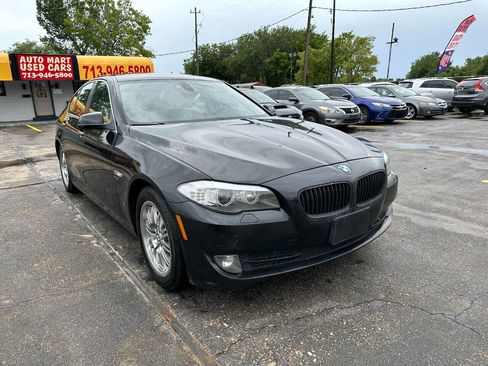 Used 2011 BMW 535i xDrive Sedan image 3