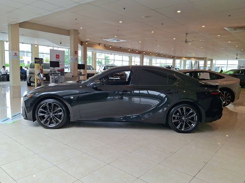 Used 2025 Lexus IS 350 F Sport AWD/4WD image 4