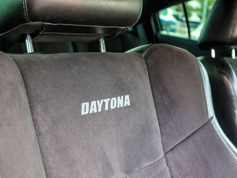 Used 2022 Dodge Charger R/T w/ Daytona Edition Group image 17