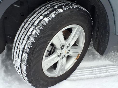 Used 2022 Chevrolet Trax LT w/ Premium Seat Package image 3