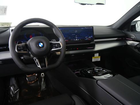 New 2026 BMW 530i w/ Executive Package image 18