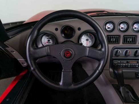 Used 1992 Dodge Viper RT/10 image 17