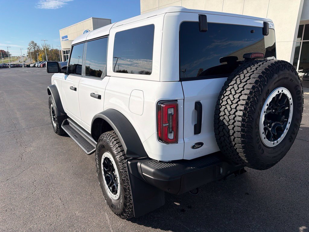 Used 2025 Ford Bronco Badlands AWD/4WD image 2