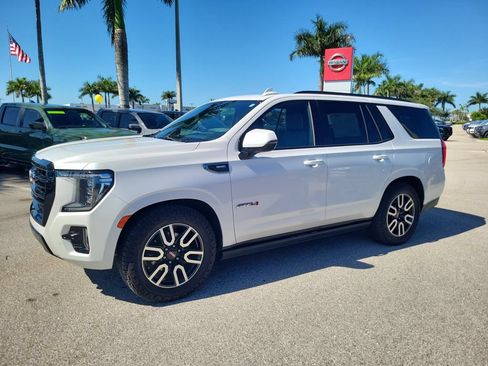 Used 2023 GMC Yukon AT4 w/ AT4 Premium Plus Package AWD/4WD image 5