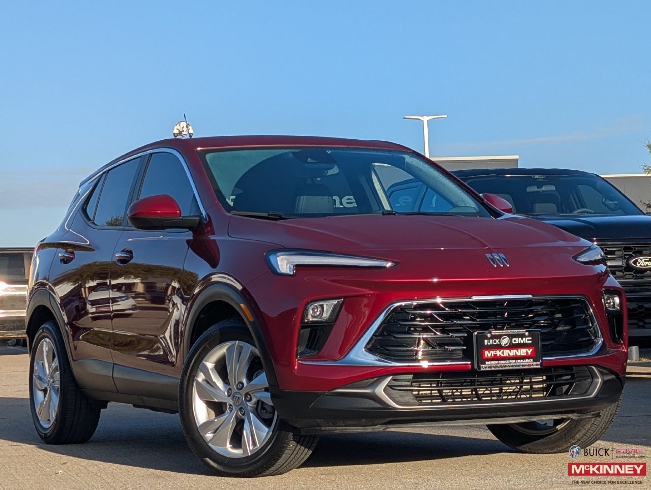 Used 2024 Buick Encore GX Preferred FWD image 1